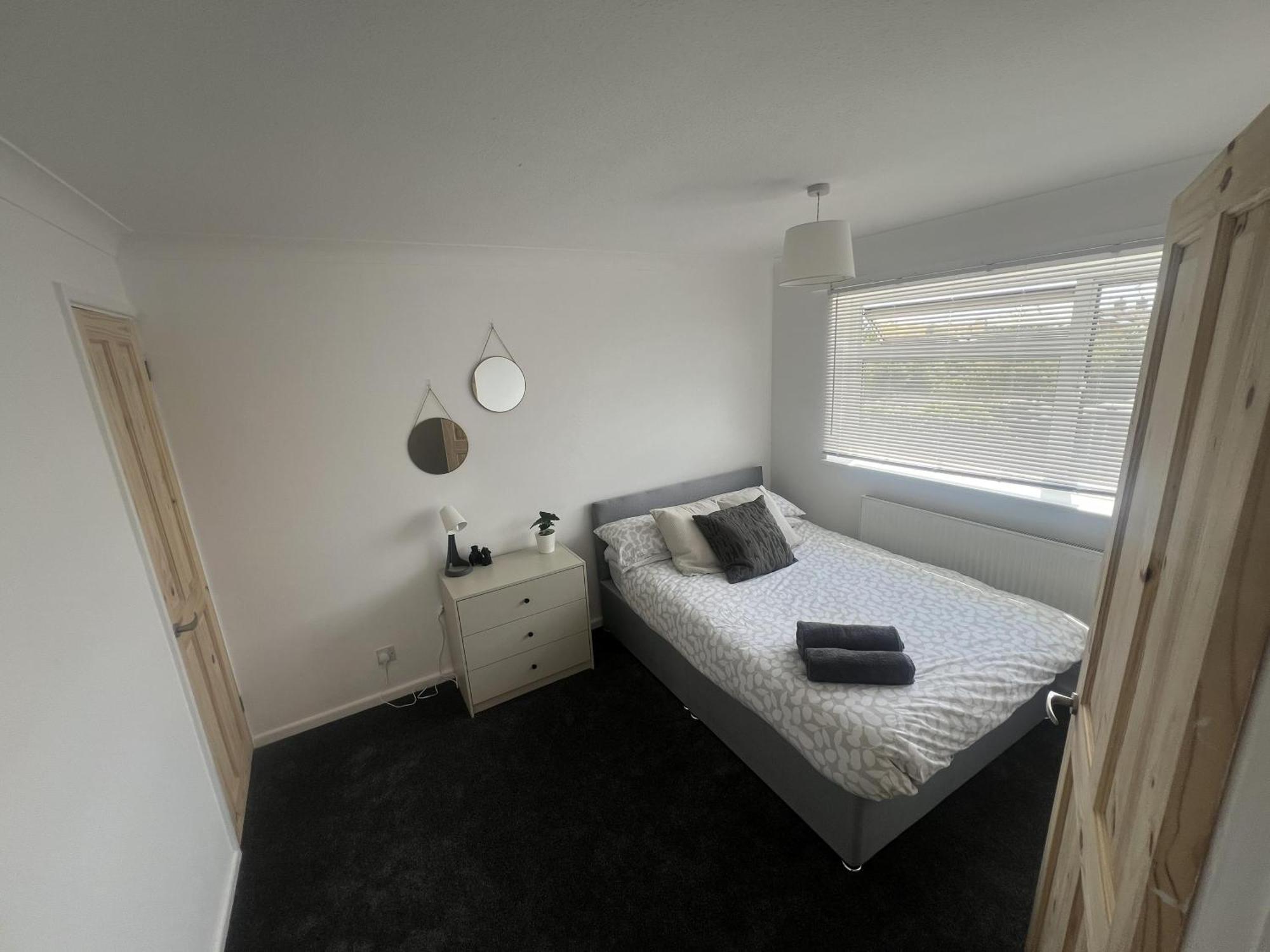 Villa Charming 3-Bed House In Leighton Buzzard Extérieur photo