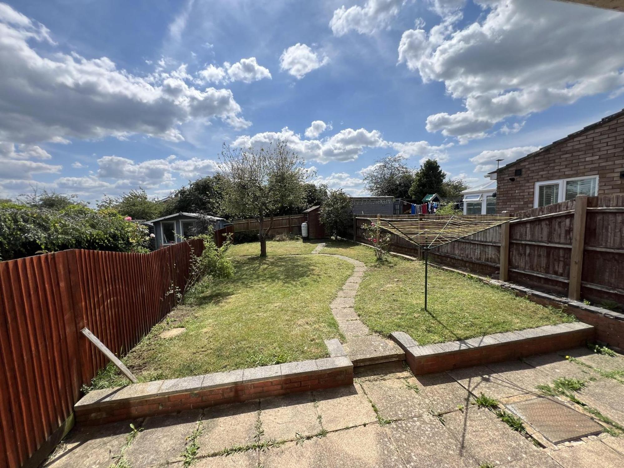Villa Charming 3-Bed House In Leighton Buzzard Extérieur photo